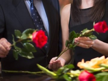 Servicii Funerare Complete